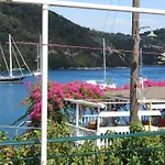 Holiday home Aristoula House *