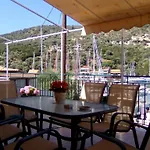 Holiday home Aristoula House *