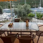 Holiday home Aristoula House *