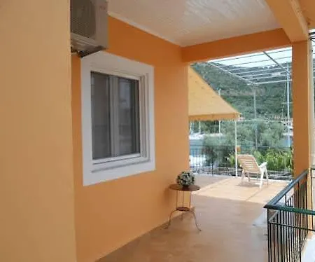 بيت للعطل Aristoula House