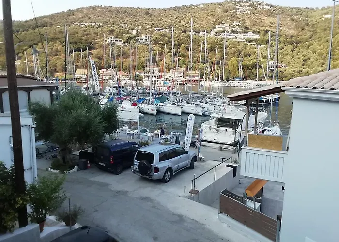 Aristoula House Holiday home *