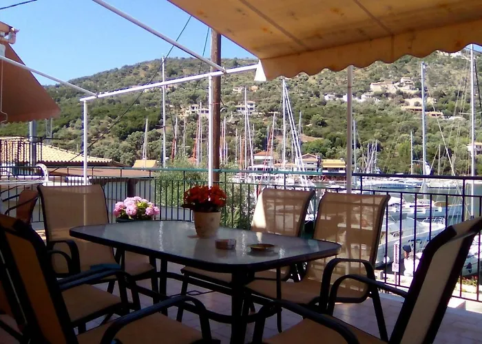 Holiday home Aristoula House *